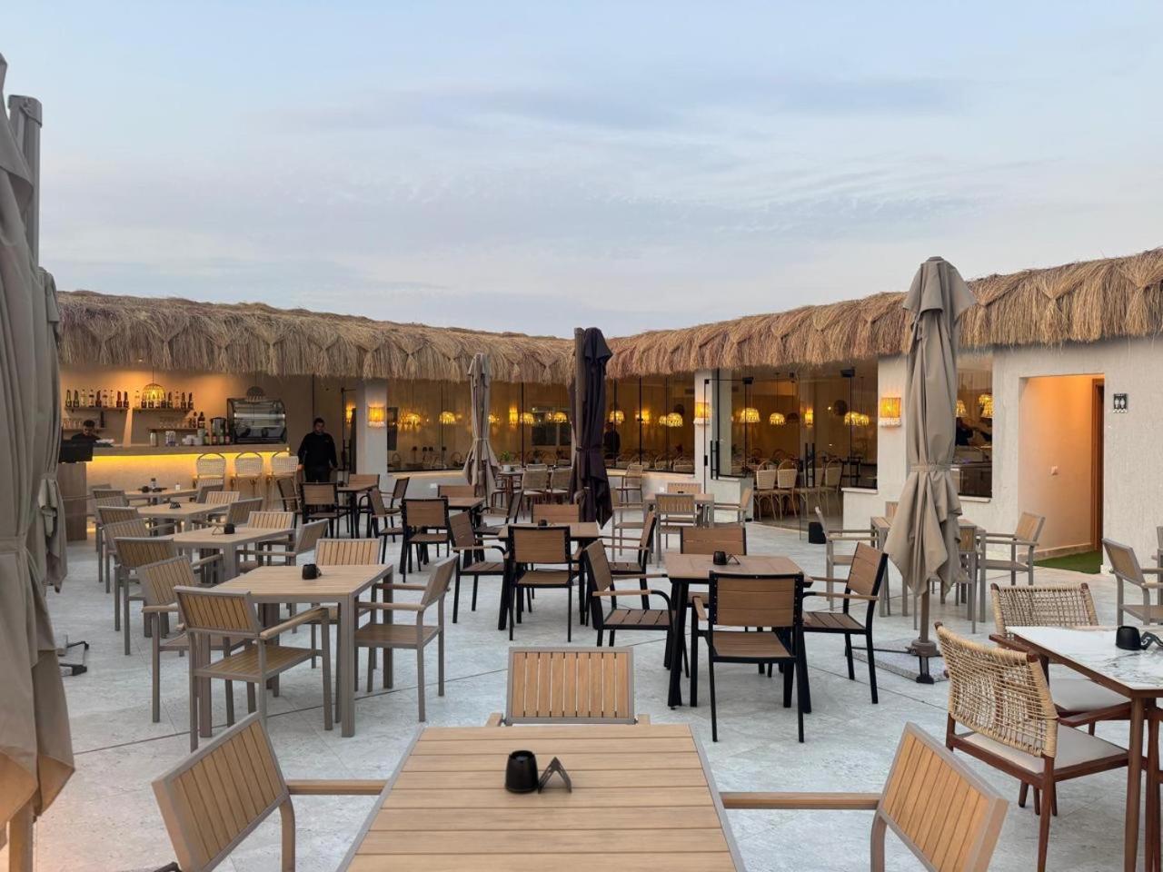 La Boutique Hotel - Vue Des Pyramides Kafret el-Gabal Exterior foto
